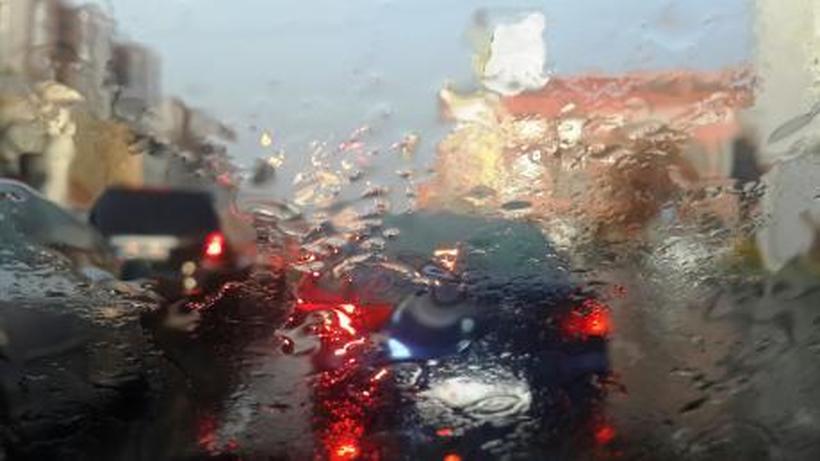 Метеоролозите со ново предупредување: По топлите денови, пристигнуваат дождови