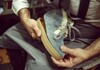 ЗА 10 ГОДИНИ ЌЕ НЕМА КОЈ ДА ПОПРАВА ОБУВКИ: Чевларите се песимисти за иднината на нивниот занает