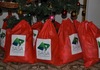 Новогодишни пакетчиња за децата и пакети за социјално ранливите граѓани од САСА