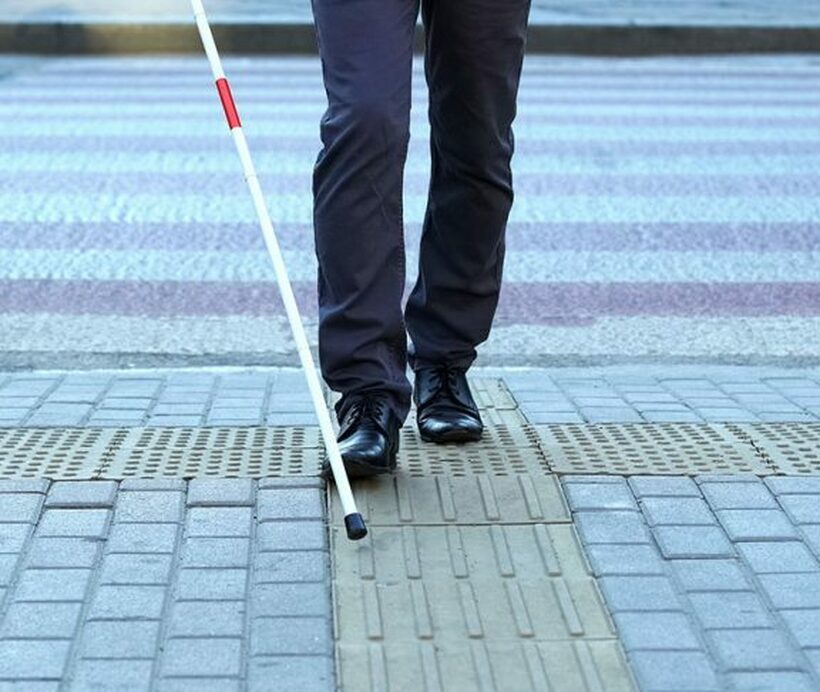 Маск најави имплант кој ќе им овозможи на слепите луѓе да гледаат