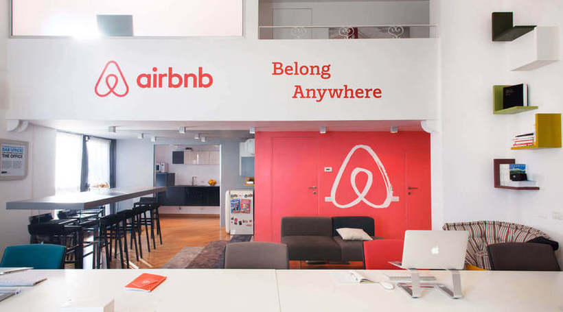 Шефот на Airbnb им дозволи на работниците засекогаш да работат од далечина