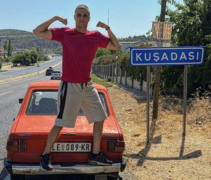 Права летна авантура - со "Стојадин" патувал 30 часа до Кушадаси