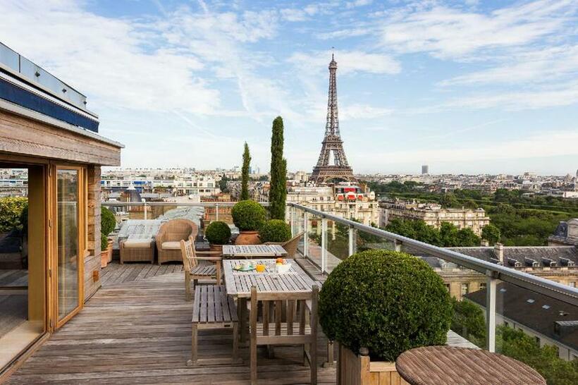 За 750 евра месечно: Еве како изгледа да се живее во стан од 9 квадрати во Париз