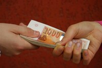 ПЛАТИ до 35.000 денари: Штраус Компани ВРАБОТУВА