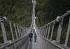 Страв и адреналин: Чешка го отвори најдолгиот висечки мост на светот