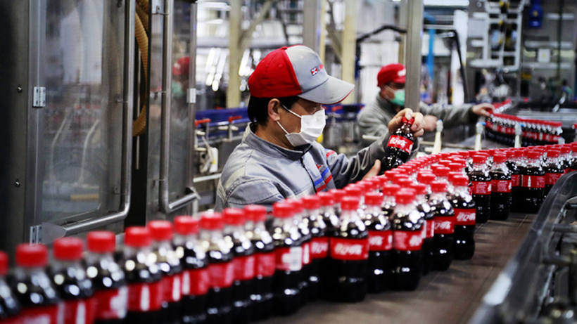Coca-Cola планира „да се раздели“ со најмалку 4.000 вработени