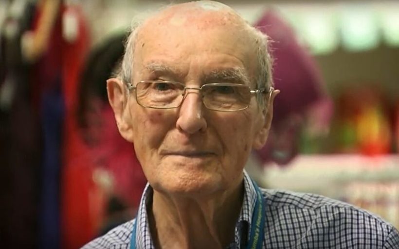 Стогодишник од Шкотска сѐ уште работи и нема намера да се пензионира
