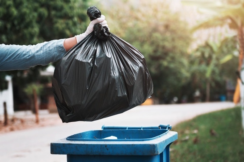 Законот за отпад во септември пред пратениците: Палењето ќе се казнува со 200 евра, фрлањето ѓубре 150 евра