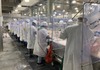 Вакцина или отказ: 120.000 работници мораат да изберат