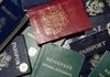 Постојат ЧЕТИРИ бои на пасоши во светот: Дознајте зошто нашиот е црвен, а што претставуваат другите бои
