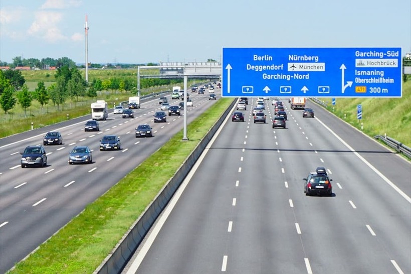 Повеќето Германци се за ограничување на максималната брзина на автопат