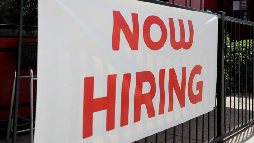 Нови 261.000 работни места во октомври додадоа американските работодавачи