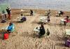 Шпанско училиште ги пресели учениците на плажа
