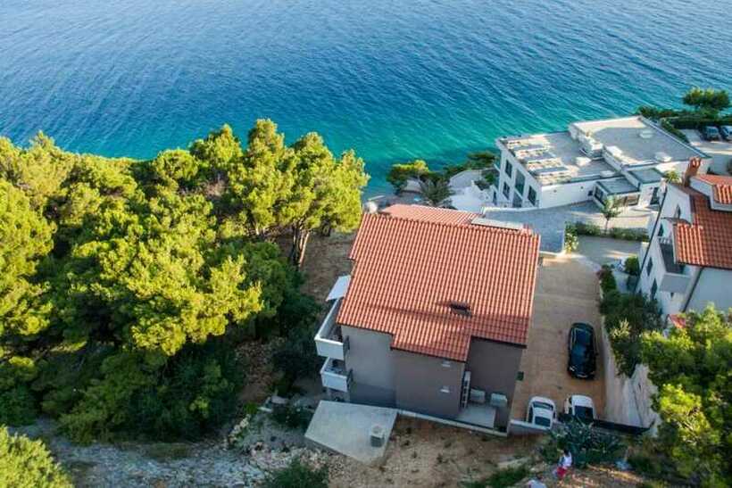 СЕ ПОЛАКОМИЈА, АМА СЕГА КАДЕ? - дел од сопствениците на апартмани во Хрватска сега ги спуштаат цените и до 50 отсто