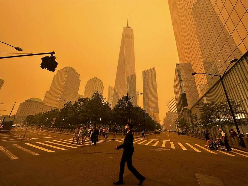 АПОКАЛИПТИЧНИ СЦЕНИ ВО ЊУЈОРК: Предупредување за 55 милиони луѓе – не излегувајте надвор! (ВИДЕО)