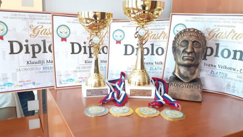 Три златни медали освоија готвачи од Кочани на меѓународен кулинарски натпревар во Србија