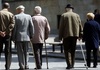 Ќе се зголеми старосната граница за пензионирање во Македонија?