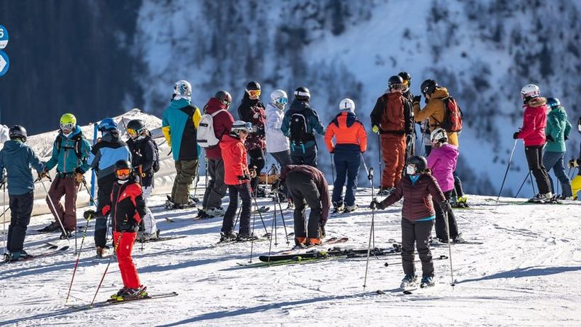 Домашните ски-центри преполни со гости