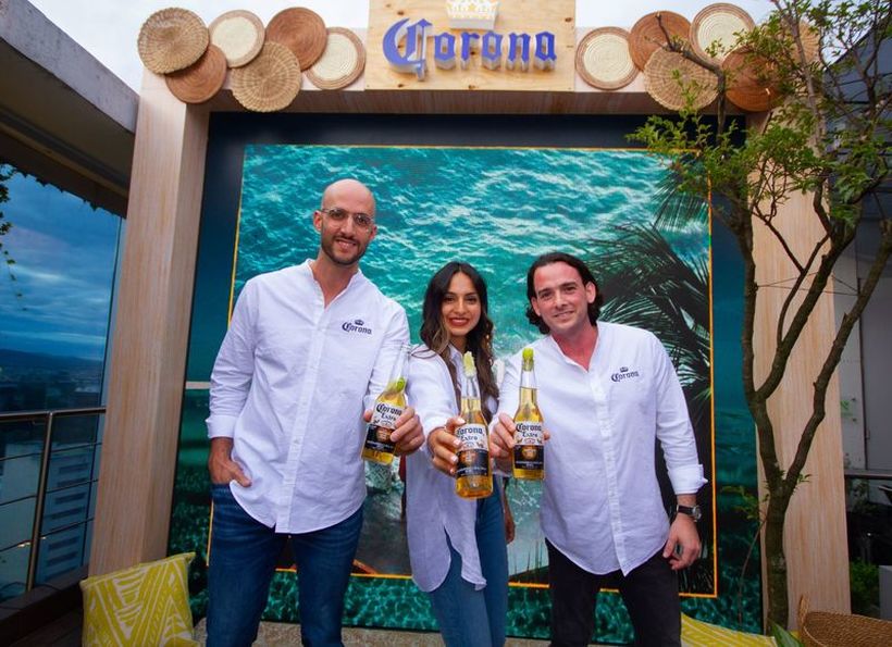 Пивскиот бренд Corona ќе ги носи најверните фанови на својот сопствен идиличен карипски остров