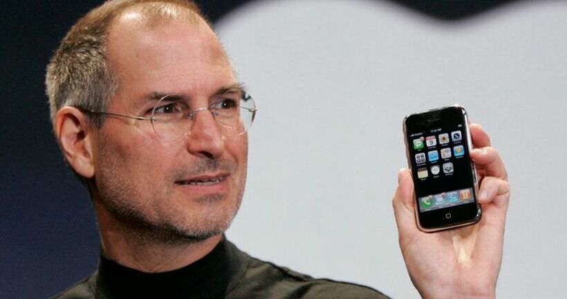 „iPhone“ од 2007-ма продаден за 190,000 долари
