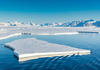 Температурите на Арктикот и Антарктикот за 40 степени повисоки од просечните