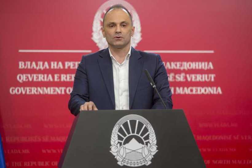 Доколку има потреба полицискиот час ќе биде продолжен и по 20 април, вели Филипче
