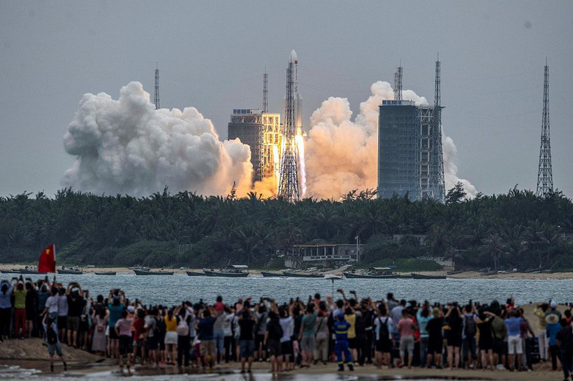 Остатоци од кинеска ракета денеска ќе паднат на Земјата, никој не знае кога и каде