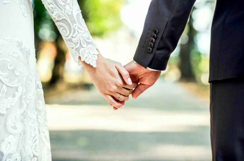 Времињата се променија: Младите во Македонија доцна стапуваат во брак