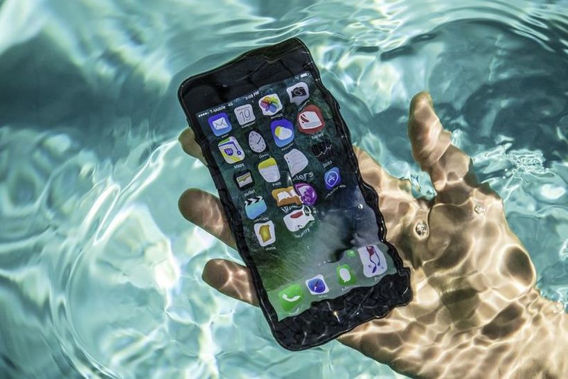Што точно значи „IP“ рејтингот на вашиот телефон и колку е водоотпорен?