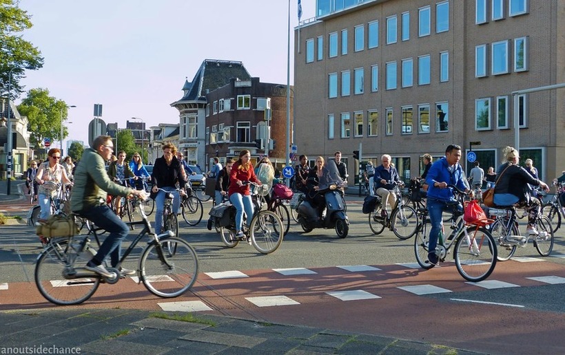 Ако сите користат велосипеди колку Холанѓаните, глобалните емисии на јаглерод би биле за 700 милиони тони помалку