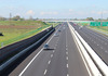 Германија стартува пилот-проект за безжично полнење на електрични возила на автопат