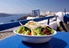 Во едно се разликуваме од Грците – ние живееме за да јадеме, а тие јадат за да живеат!