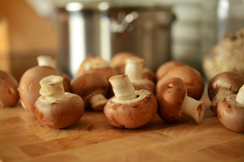 Свежите печурки се продаваат како алва – во месарниците ретко влегува човек