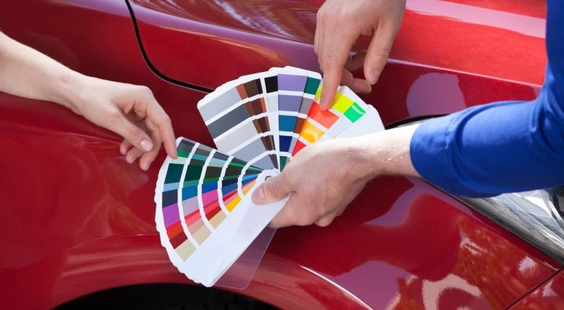 Кoи автомобилски бои биле најпопуларни во 2021 година?